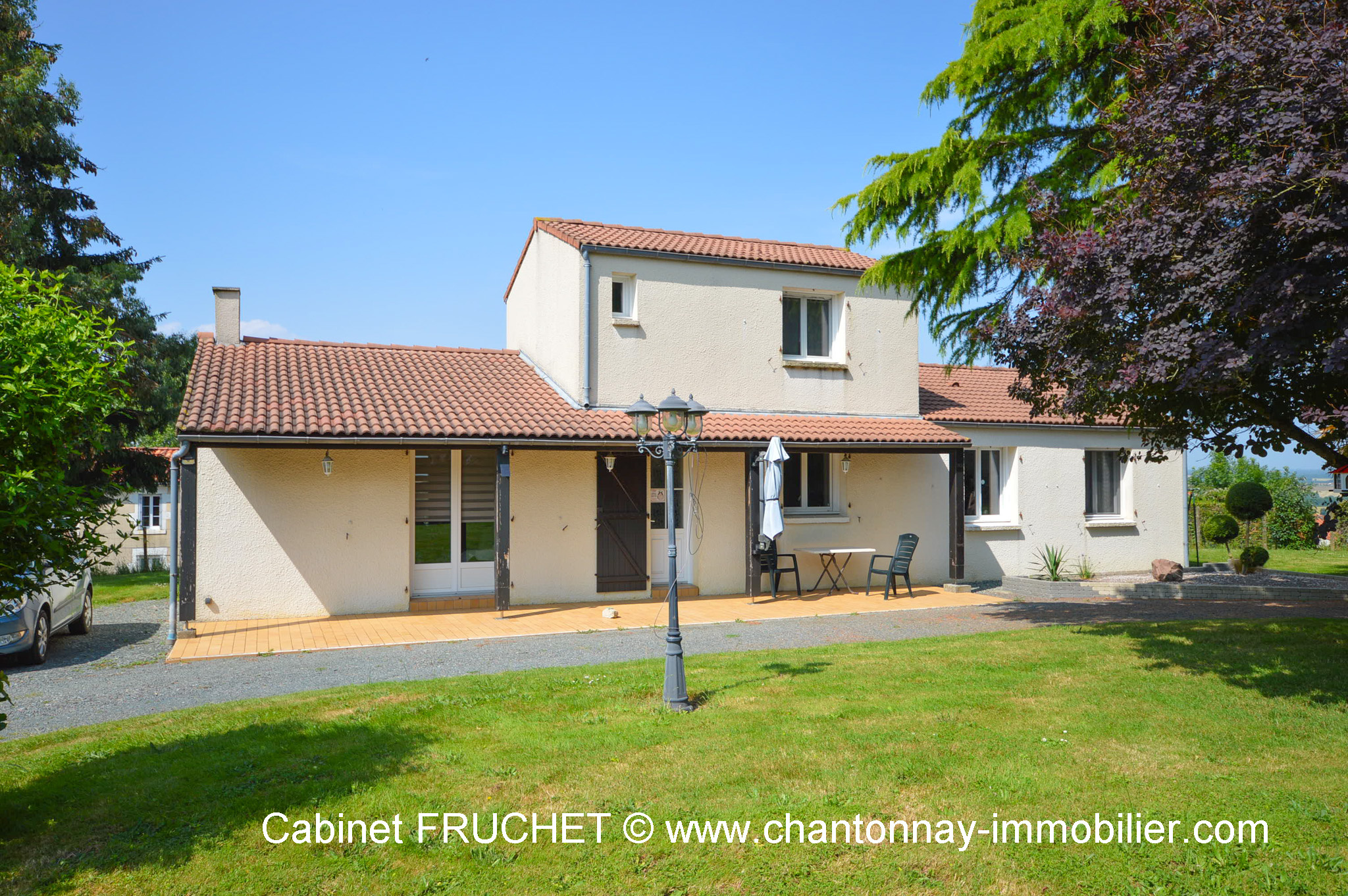 10 minutes de CHANTONNAY - Jolie maison de famille - 5 chamb
