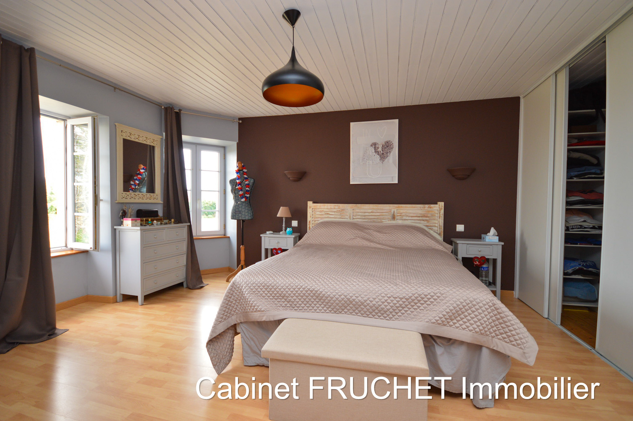 LA CAILLERE-SAINT-HILAIRE - Belle maison de caractère avec 3 chambres et bureau