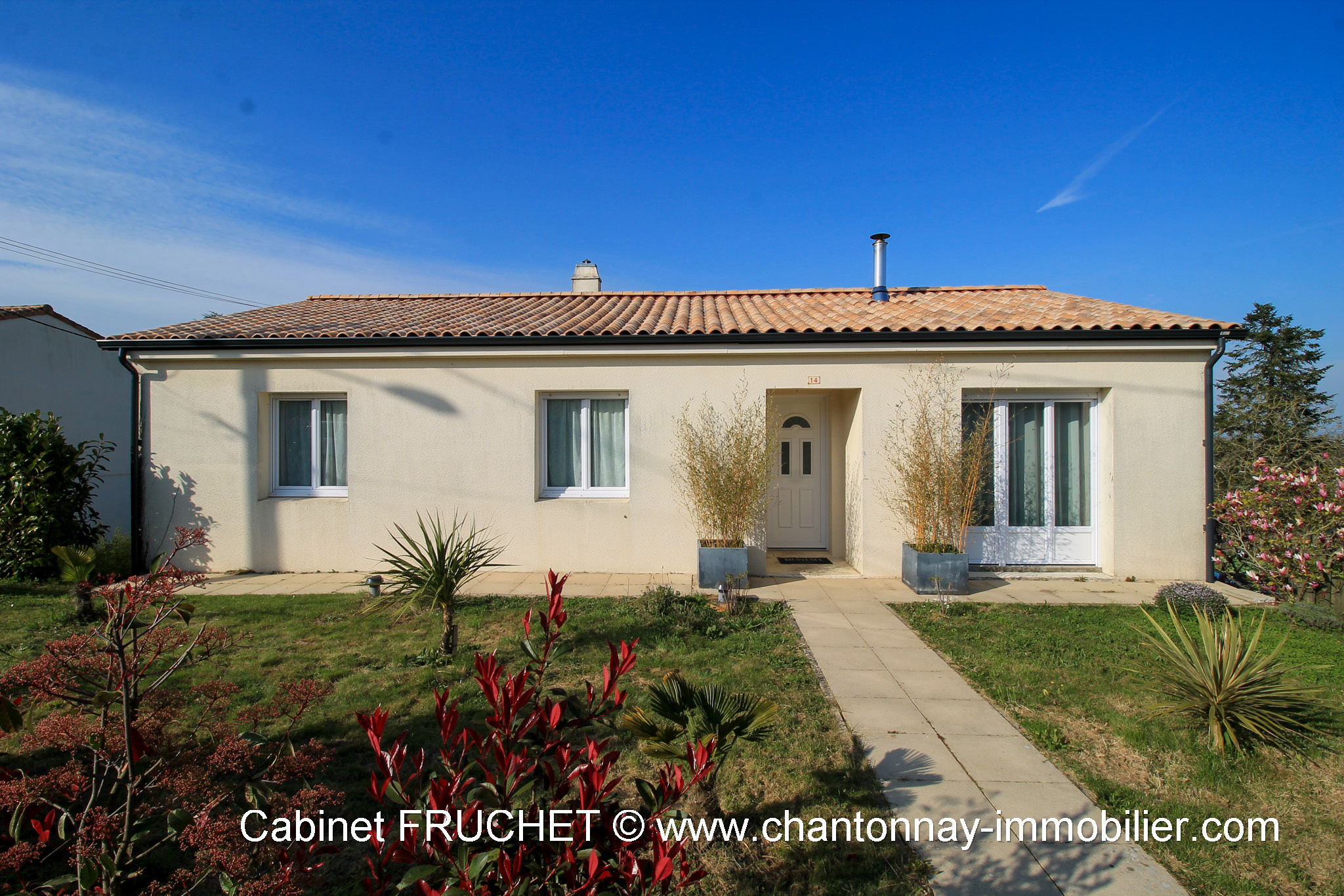 RARE à CHANTONNAY - Maison de plain-pied avec sous-sol