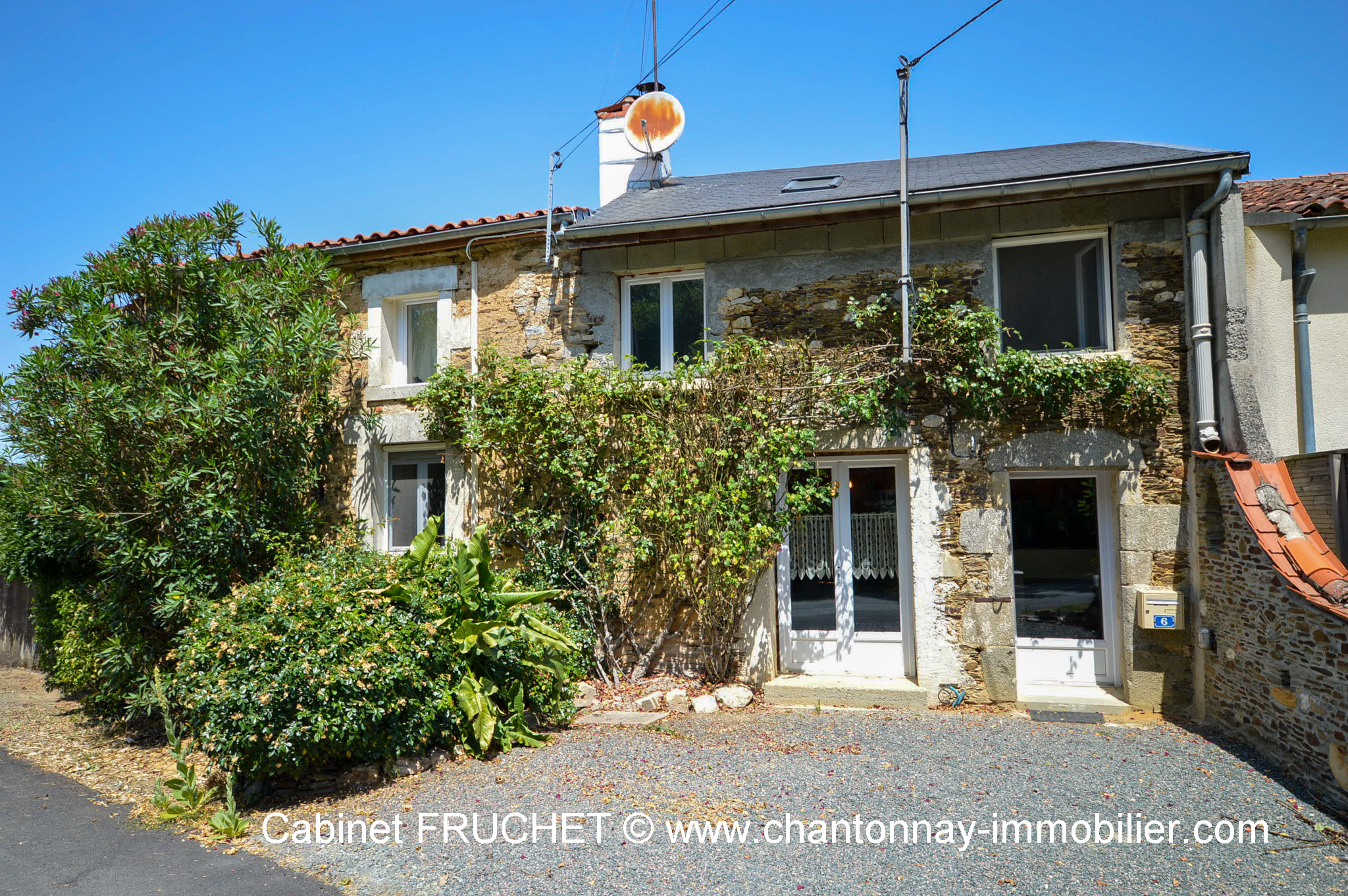 MOUILLERON-SAINT-GERMAIN - Maison de campagne rénovée