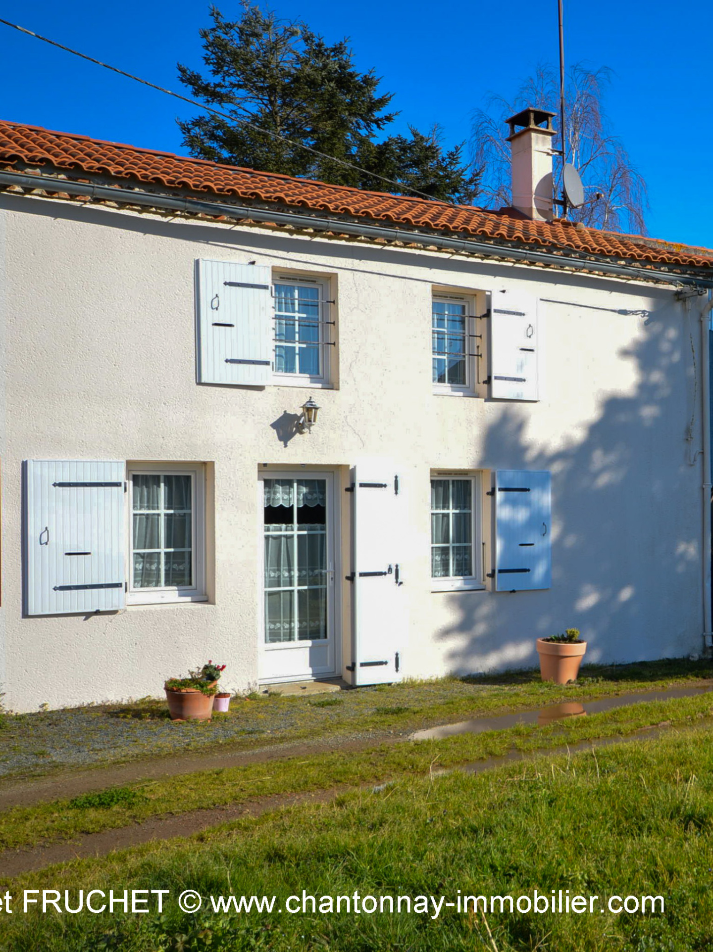 Maison de ferme avec dépendances sur 4,8 ha de terrain