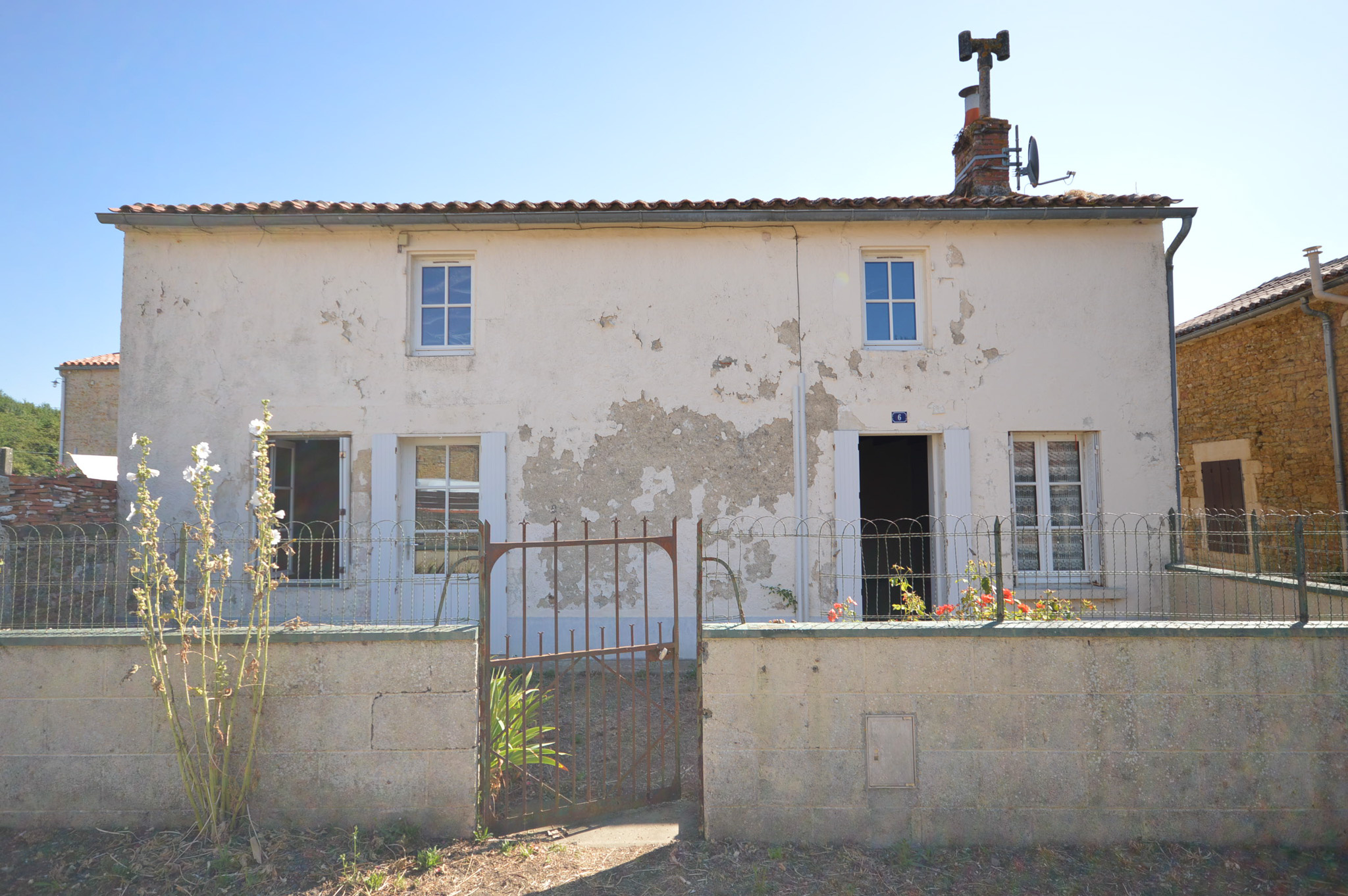 Jolie maison ancienne de bourg
