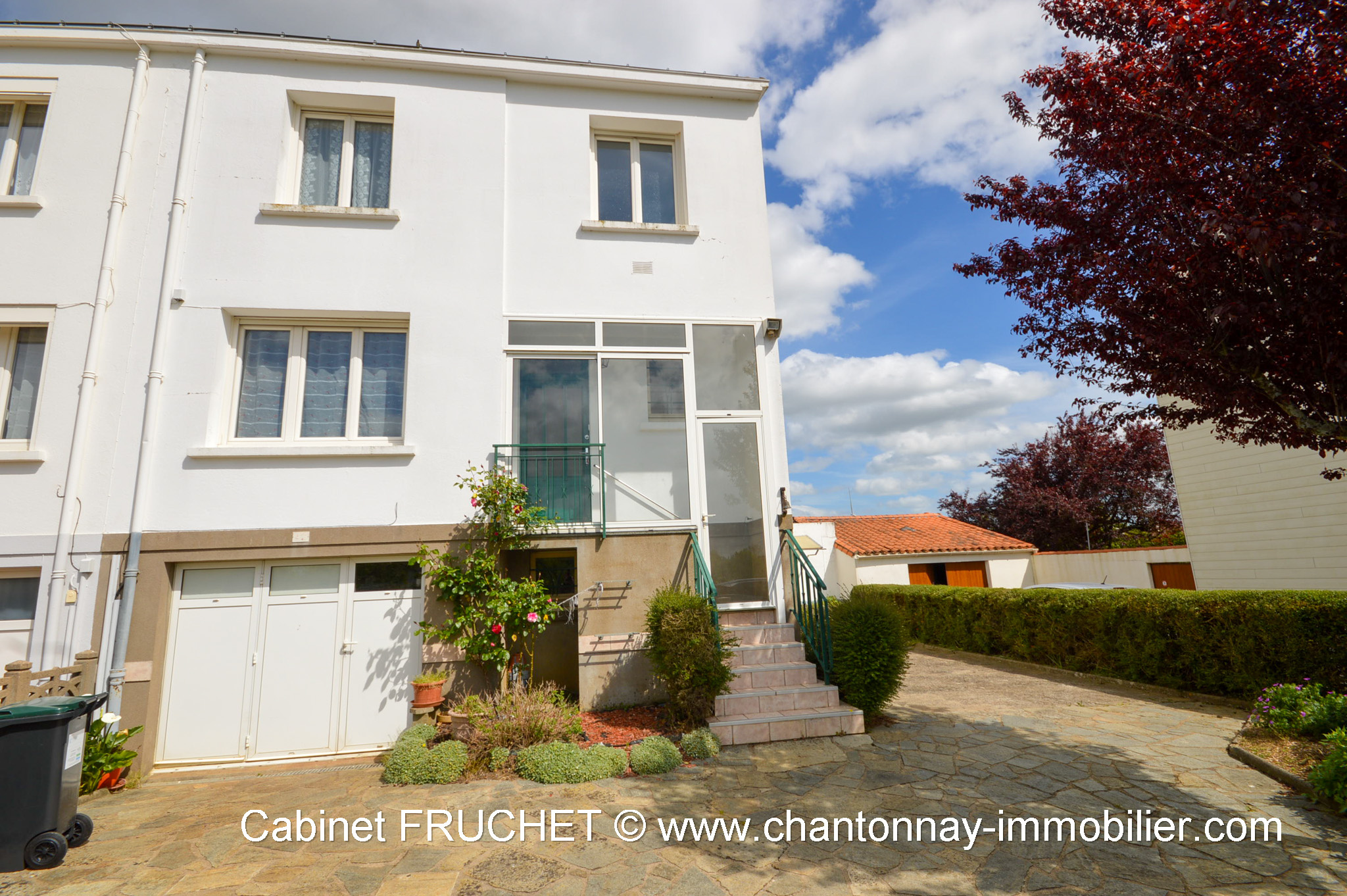 CHANTONNAY - Agréable maison 3 chambres, terrain et garage