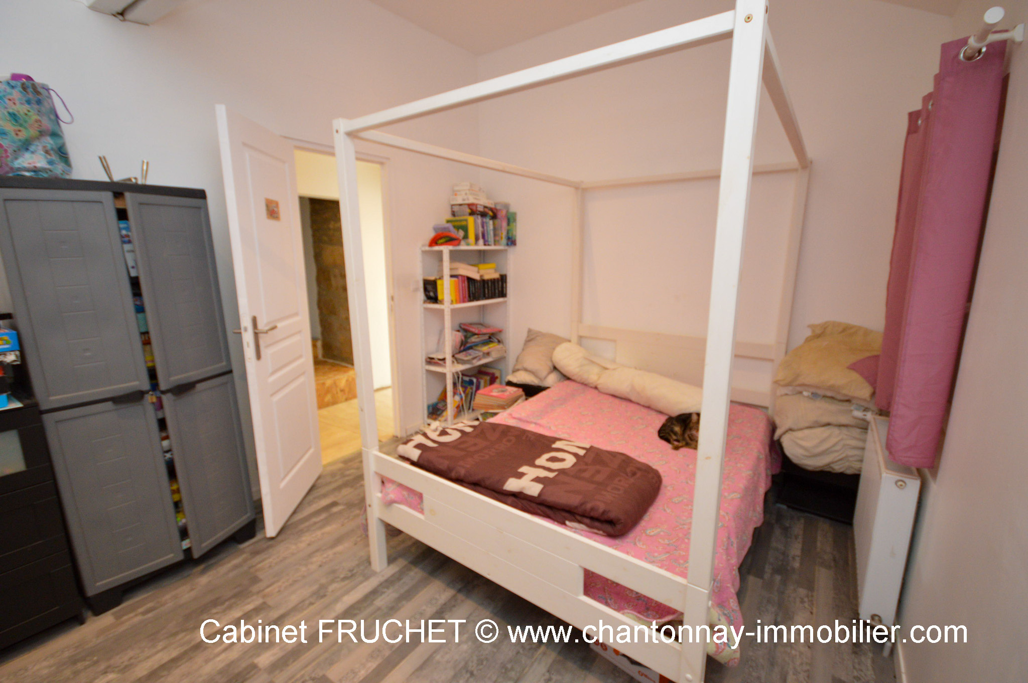 Beaux volumes pour cette maison ancienne rénovée