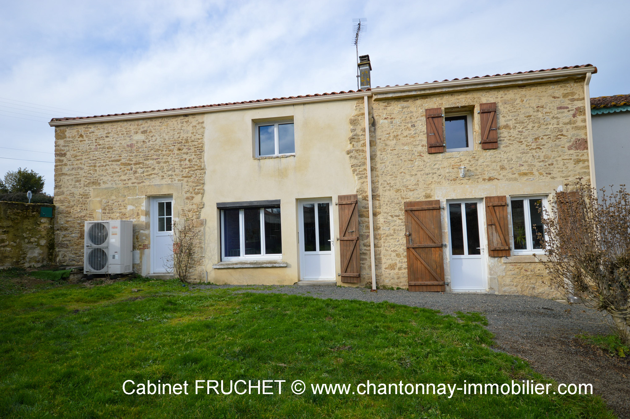 Beaux volumes pour cette maison ancienne rénovée