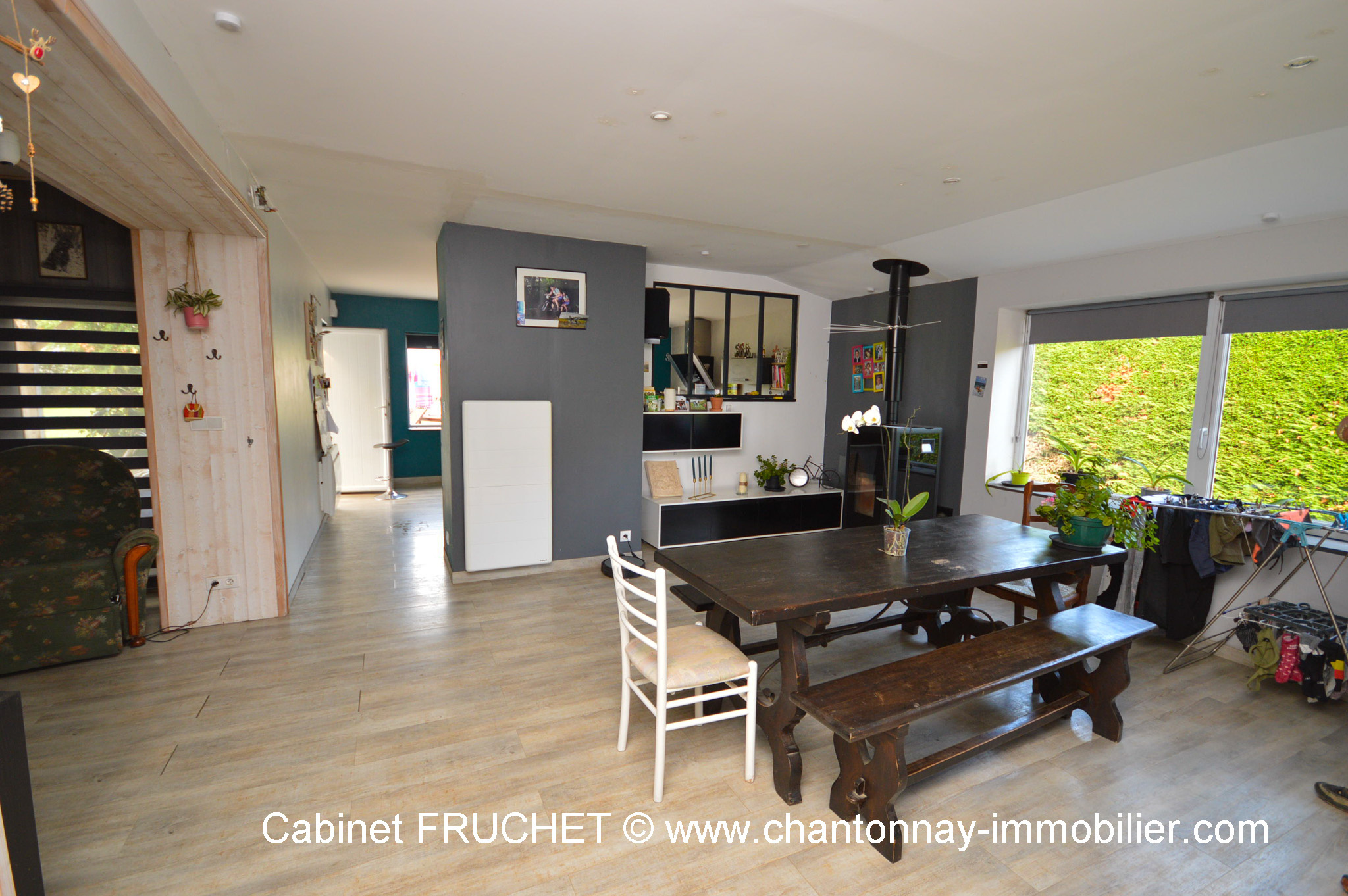 CHANTONNAY - Maison plain-pied avec grand atelier